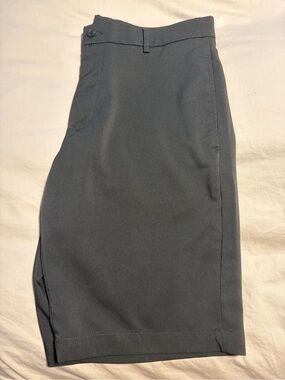 Walter Hagen Charcoal Gray Golf Shorts